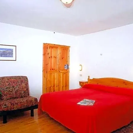 Hotell Florian Nus